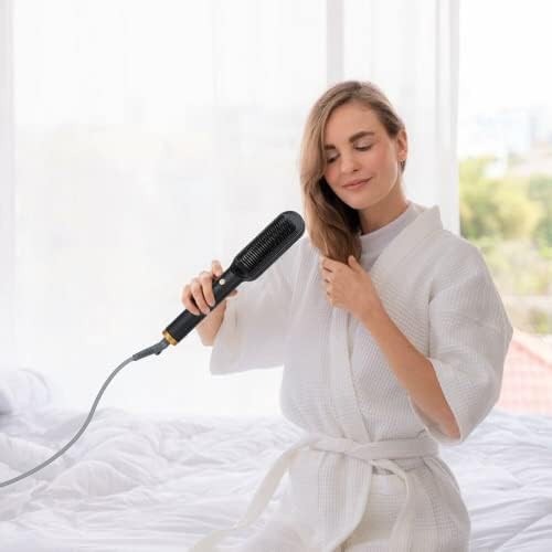 Black electric hair straightening brush — photo 3
